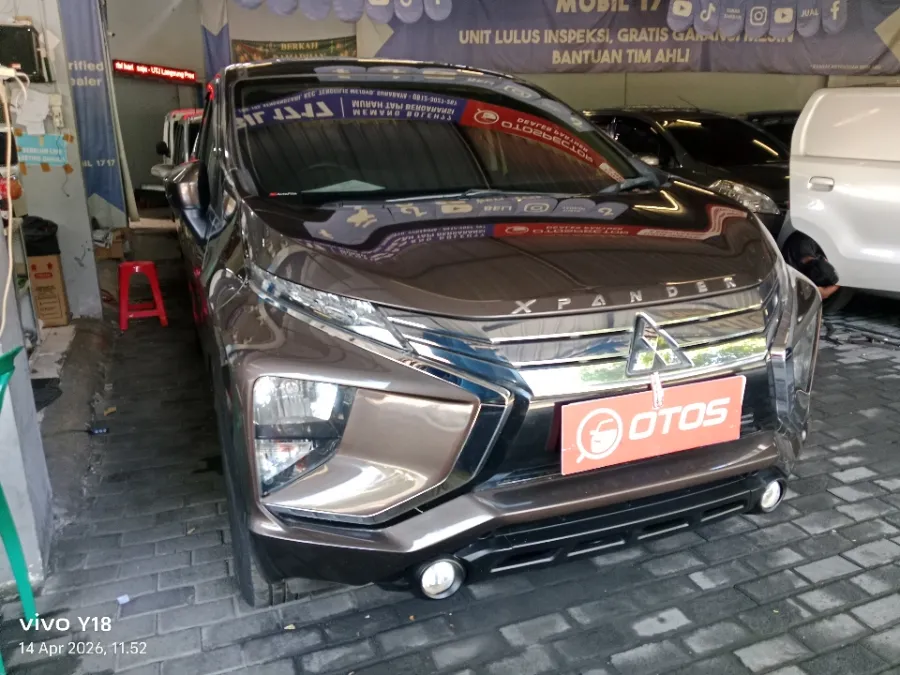 Foto Mobil Bekas Kanan Depan Mitsubishi Xpander 1.5 Sport tahun 2019