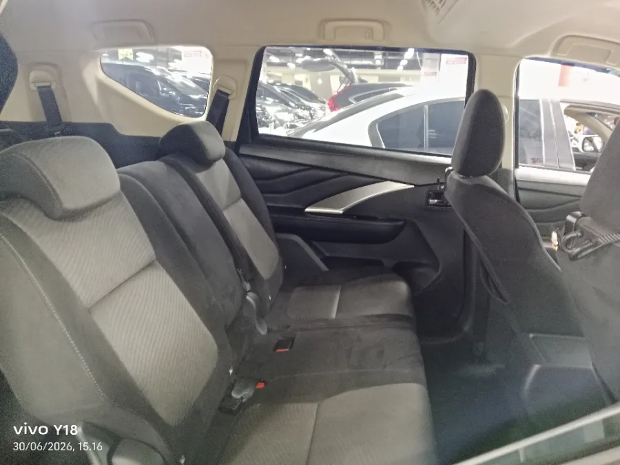 Foto Mobil Bekas Kabin Belakang Mitsubishi Xpander 1.5 Sport tahun 2020