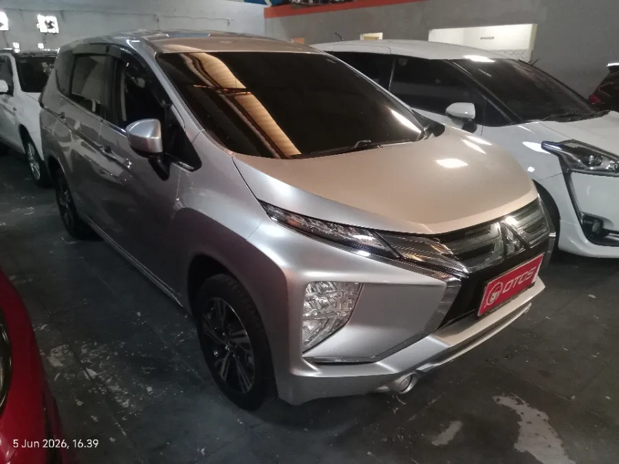Foto Mobil Bekas Kanan Depan Mitsubishi Xpander 1.5 Sport tahun 2020
