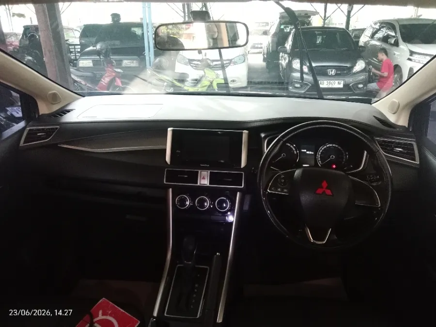 Foto Mobil Bekas Dashboard Mitsubishi Xpander 1.5 Sport tahun 2021