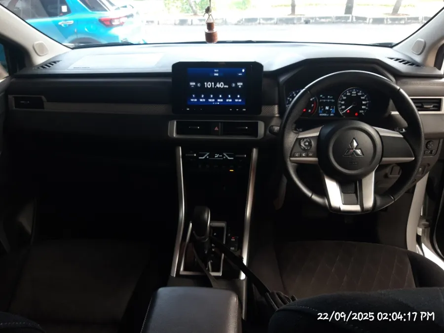 Foto Mobil Bekas Dashboard Mitsubishi Xpander 1.5 Sport tahun 2021