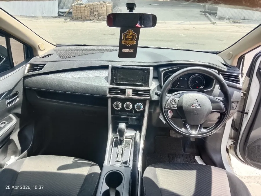 Foto Mobil Bekas Dashboard Mitsubishi Xpander 1.5 Sport tahun 2021