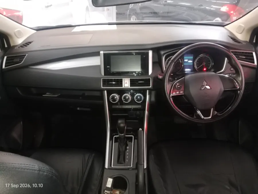 Foto Mobil Bekas Dashboard Mitsubishi Xpander 1.5 Sport tahun 2021