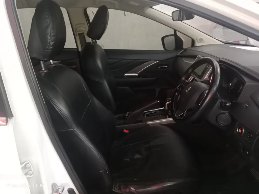 Foto Mobil Bekas Kabin Depan Mitsubishi Xpander 1.5 Sport tahun 2021