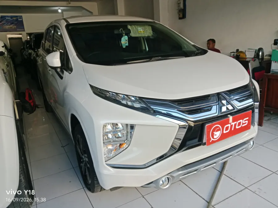 Foto Mobil Bekas Kanan Depan Mitsubishi Xpander 1.5 Sport tahun 2021
