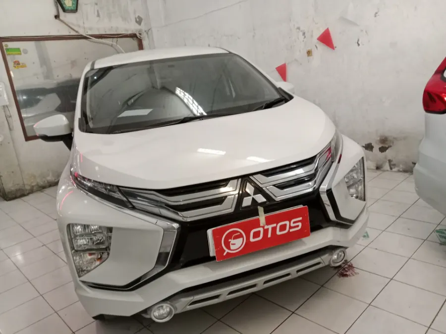 Foto Mobil Bekas Kanan Depan Mitsubishi Xpander 1.5 Sport tahun 2021