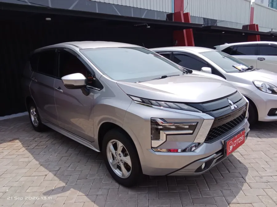 Foto Mobil Bekas Kanan Depan Mitsubishi Xpander 1.5 Sport tahun 2022