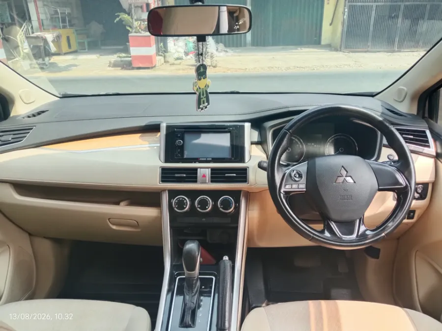 Foto Mobil Bekas Dashboard Mitsubishi Xpander 1.5 Ultimate tahun 2017