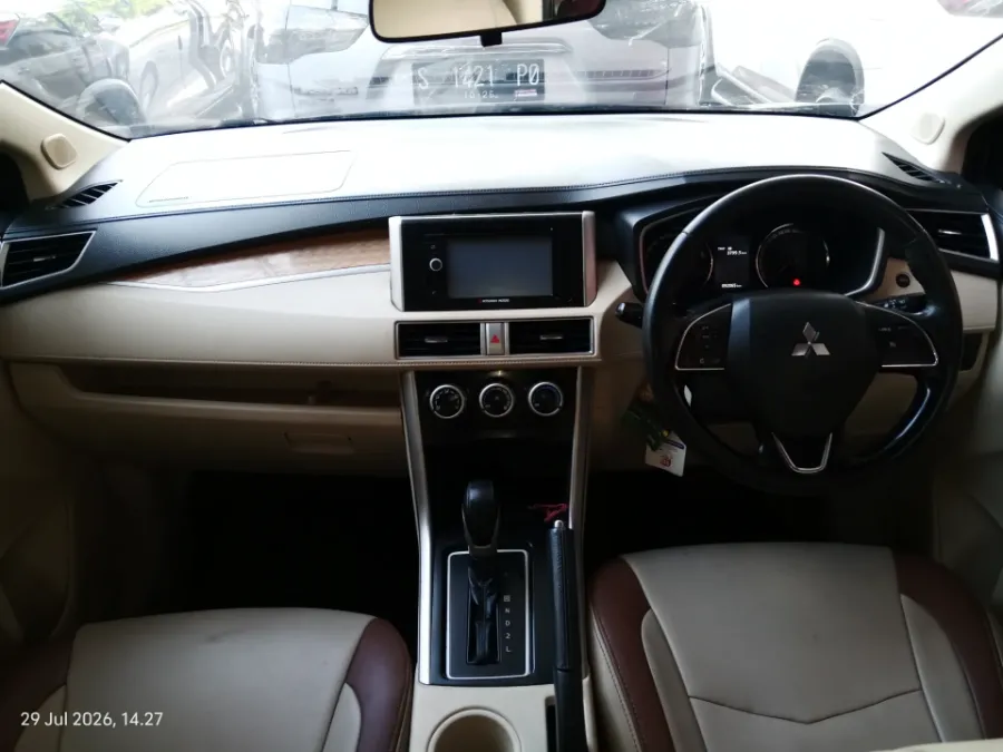 Foto Mobil Bekas Dashboard Mitsubishi Xpander 1.5 Ultimate tahun 2018