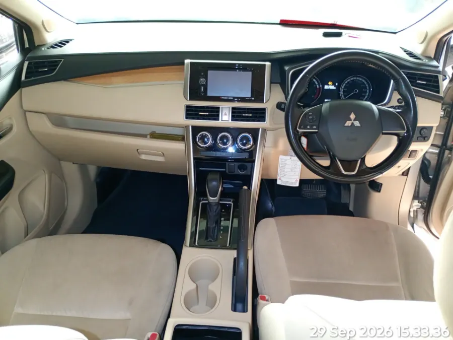Foto Mobil Bekas Dashboard Mitsubishi Xpander 1.5 Ultimate tahun 2018