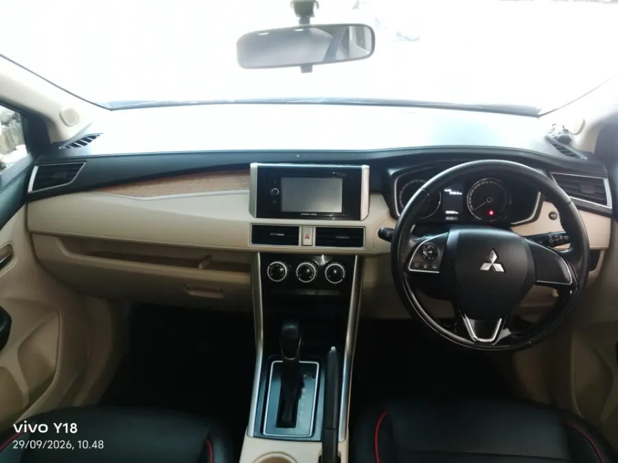Foto Mobil Bekas Dashboard Mitsubishi Xpander 1.5 Ultimate tahun 2018