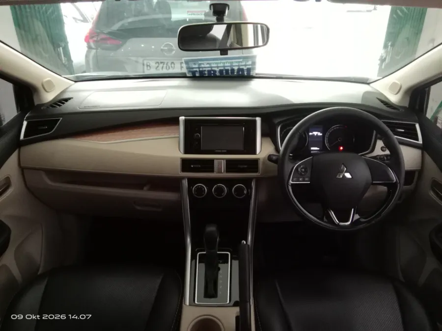 Foto Mobil Bekas Dashboard Mitsubishi Xpander 1.5 Ultimate tahun 2018