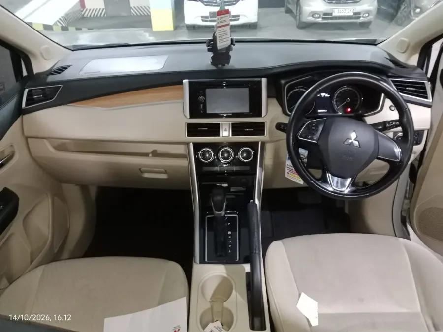 Foto Mobil Bekas Dashboard Mitsubishi Xpander 1.5 Ultimate tahun 2018