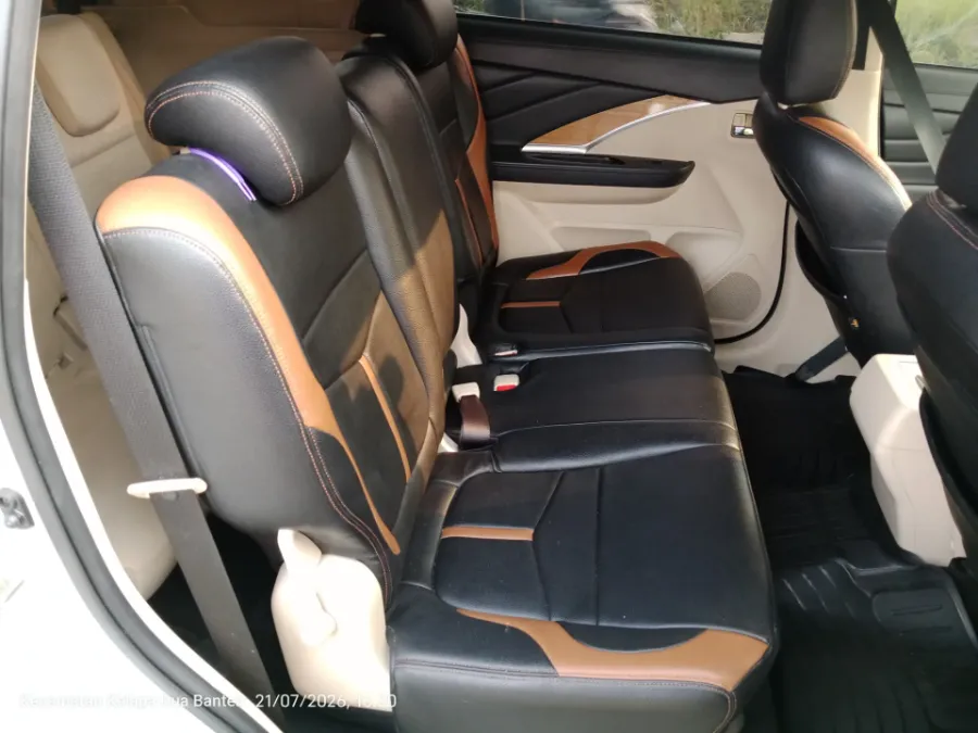 Foto Mobil Bekas Kabin Belakang Mitsubishi Xpander 1.5 Ultimate tahun 2018