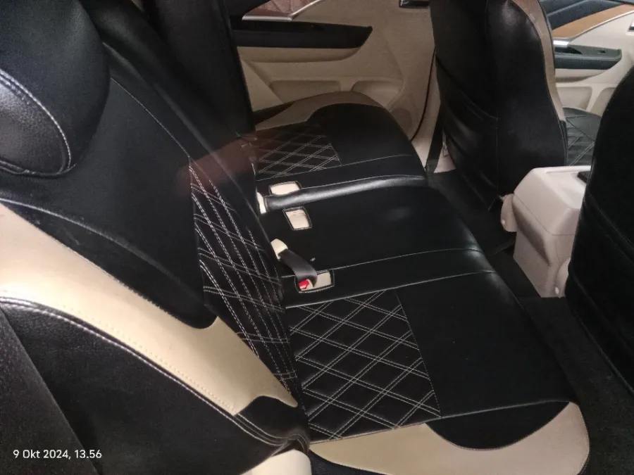 Foto Mobil Bekas Kabin Belakang Mitsubishi Xpander 1.5 Ultimate tahun 2018
