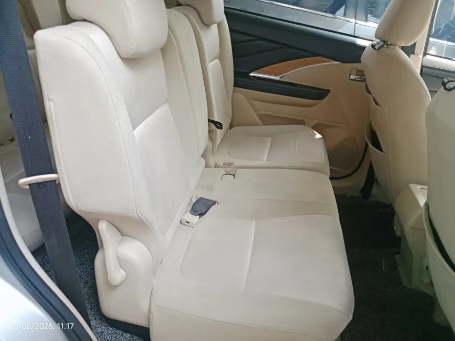 Foto Mobil Bekas Kabin Belakang Mitsubishi Xpander 1.5 Ultimate tahun 2018