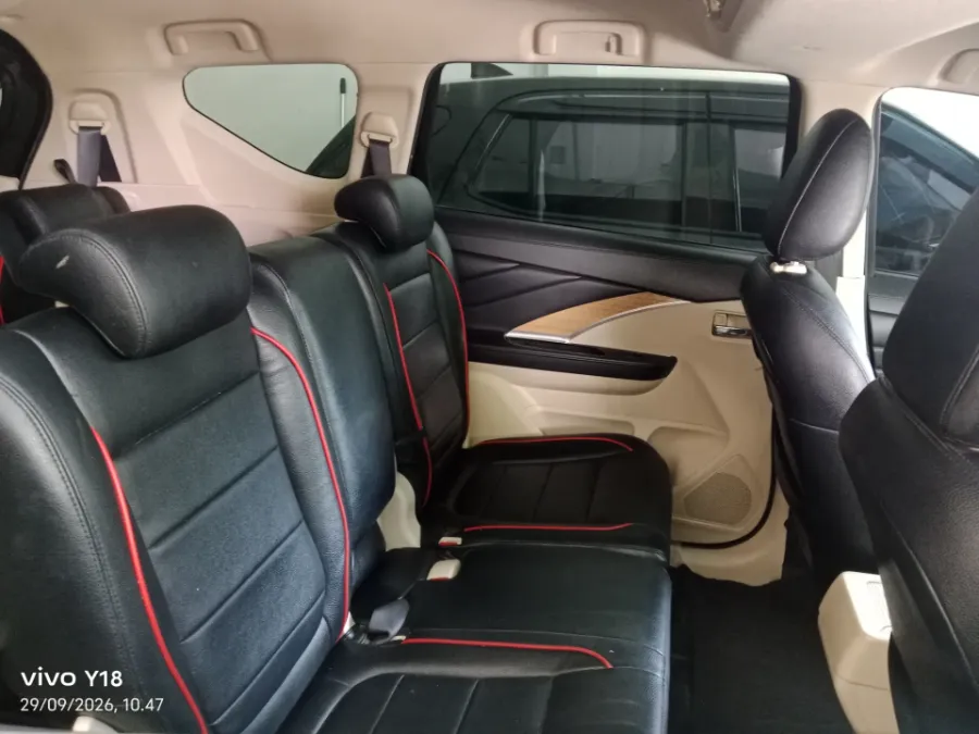 Foto Mobil Bekas Kabin Belakang Mitsubishi Xpander 1.5 Ultimate tahun 2018