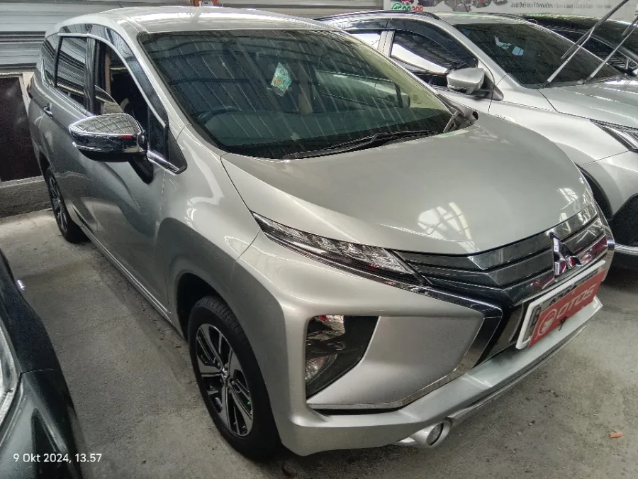 Foto Mobil Bekas Kanan Depan Mitsubishi Xpander 1.5 Ultimate tahun 2018