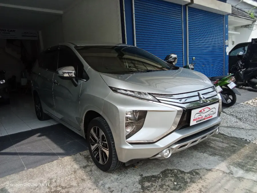 Foto Mobil Bekas Kanan Depan Mitsubishi Xpander 1.5 Ultimate tahun 2018