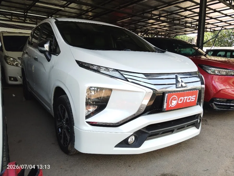 Foto Mobil Bekas Kanan Depan Mitsubishi Xpander 1.5 Ultimate tahun 2018