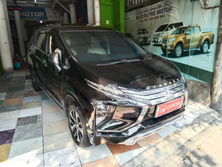 Foto Mobil Bekas Kanan Depan Mitsubishi Xpander 1.5 Ultimate tahun 2018