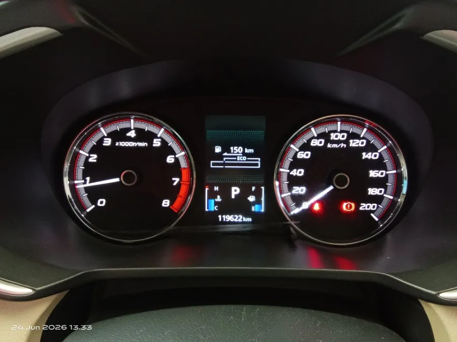 Foto Mobil Bekas Odometer Mitsubishi Xpander 1.5 Ultimate tahun 2018