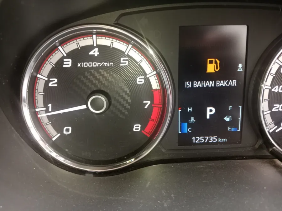 Foto Mobil Bekas Odometer Mitsubishi Xpander 1.5 Ultimate tahun 2018