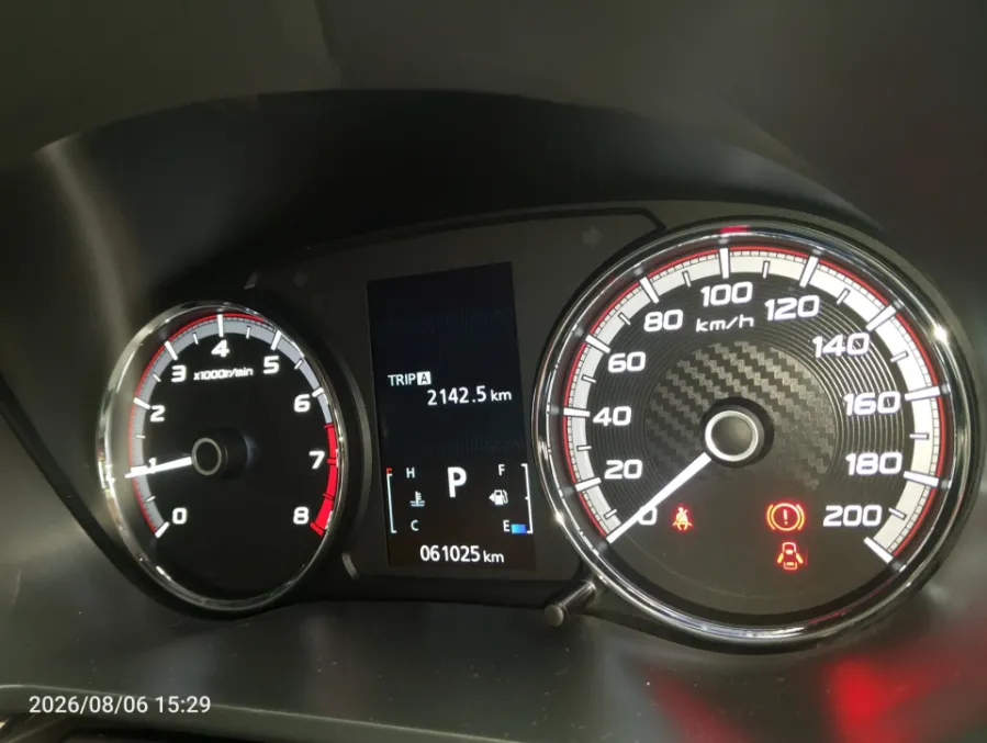 Foto Mobil Bekas Odometer Mitsubishi Xpander 1.5 Ultimate tahun 2018