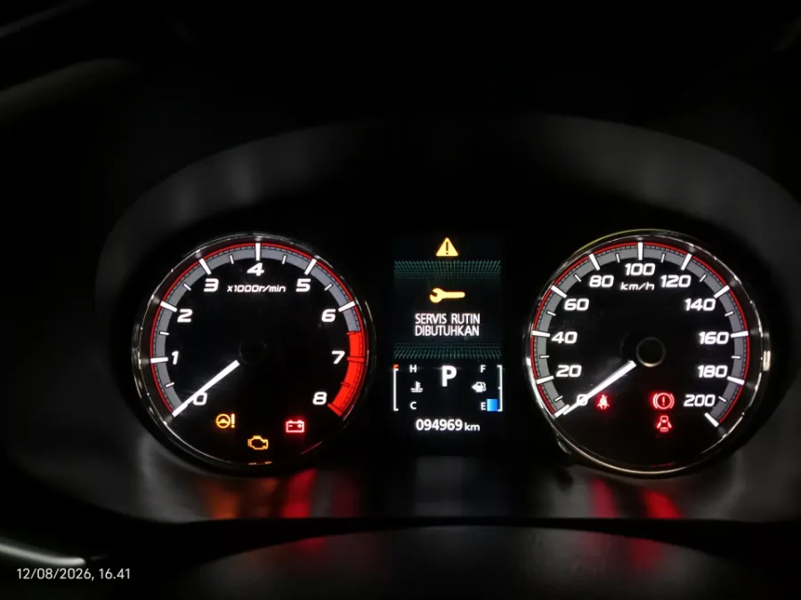 Foto Mobil Bekas Odometer Mitsubishi Xpander 1.5 Ultimate tahun 2018