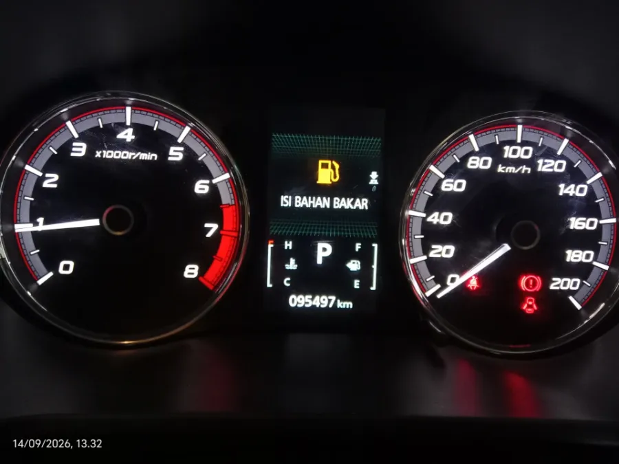 Foto Mobil Bekas Odometer Mitsubishi Xpander 1.5 Ultimate tahun 2018