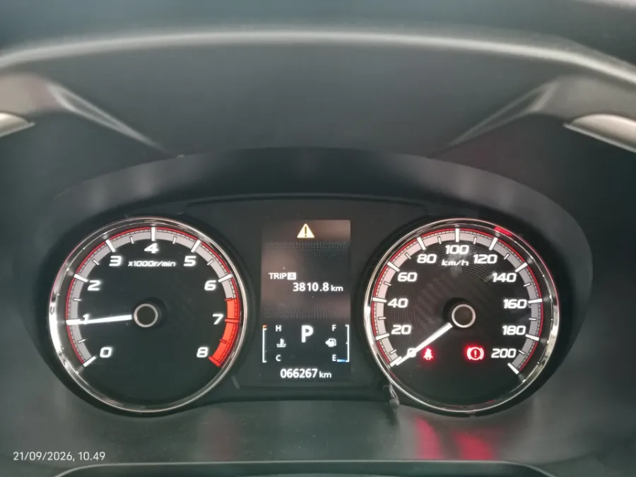 Foto Mobil Bekas Odometer Mitsubishi Xpander 1.5 Ultimate tahun 2018