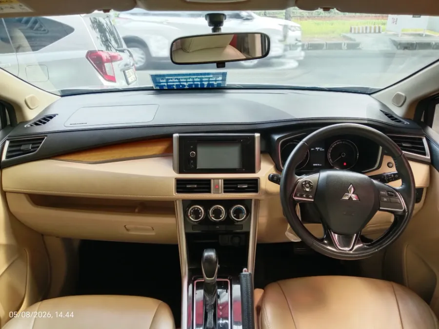Foto Mobil Bekas Dashboard Mitsubishi Xpander 1.5 Ultimate tahun 2019