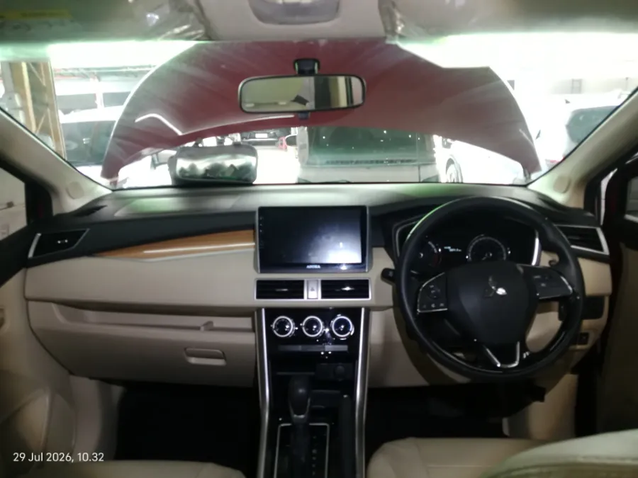 Foto Mobil Bekas Dashboard Mitsubishi Xpander 1.5 Ultimate tahun 2019