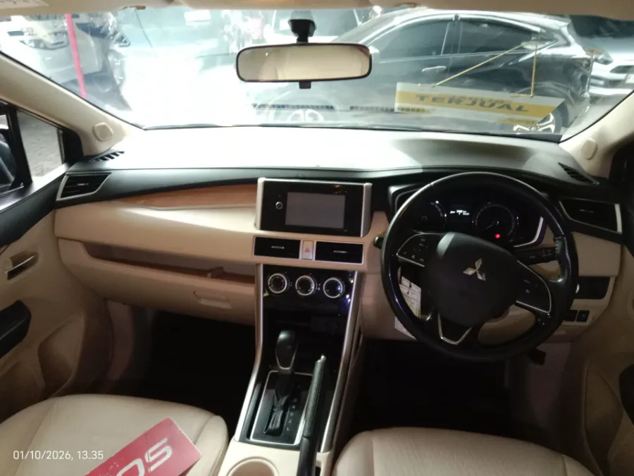 Foto Mobil Bekas Dashboard Mitsubishi Xpander 1.5 Ultimate tahun 2019