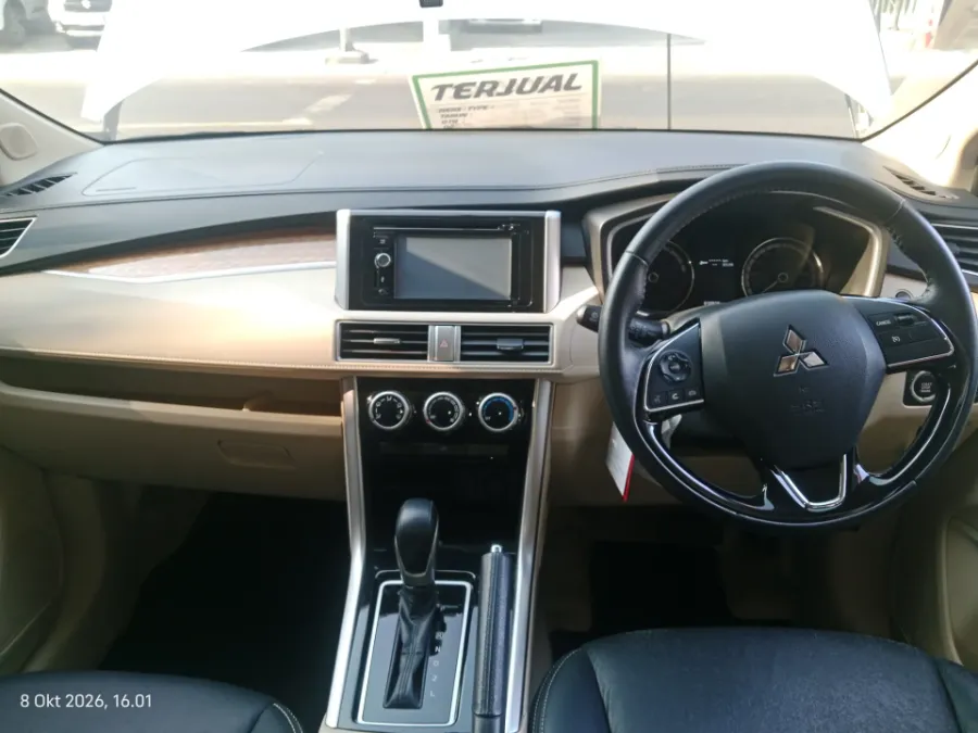 Foto Mobil Bekas Dashboard Mitsubishi Xpander 1.5 Ultimate tahun 2019
