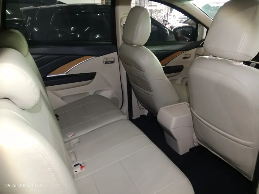 Foto Mobil Bekas Kabin Belakang Mitsubishi Xpander 1.5 Ultimate tahun 2019
