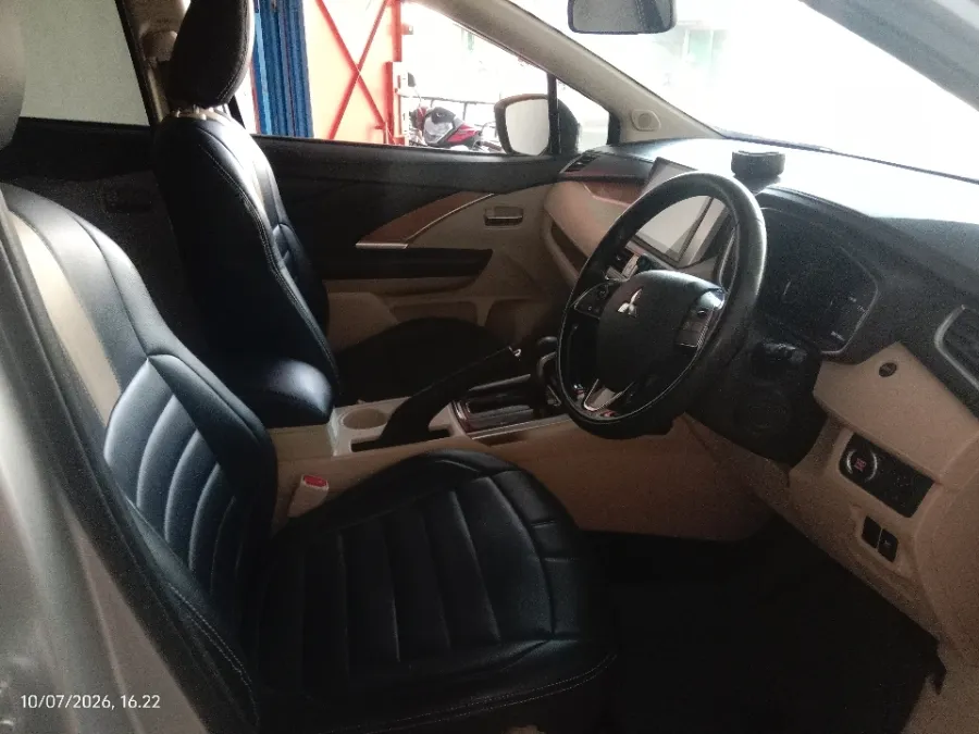 Foto Mobil Bekas Kabin Depan Mitsubishi Xpander 1.5 Ultimate tahun 2019