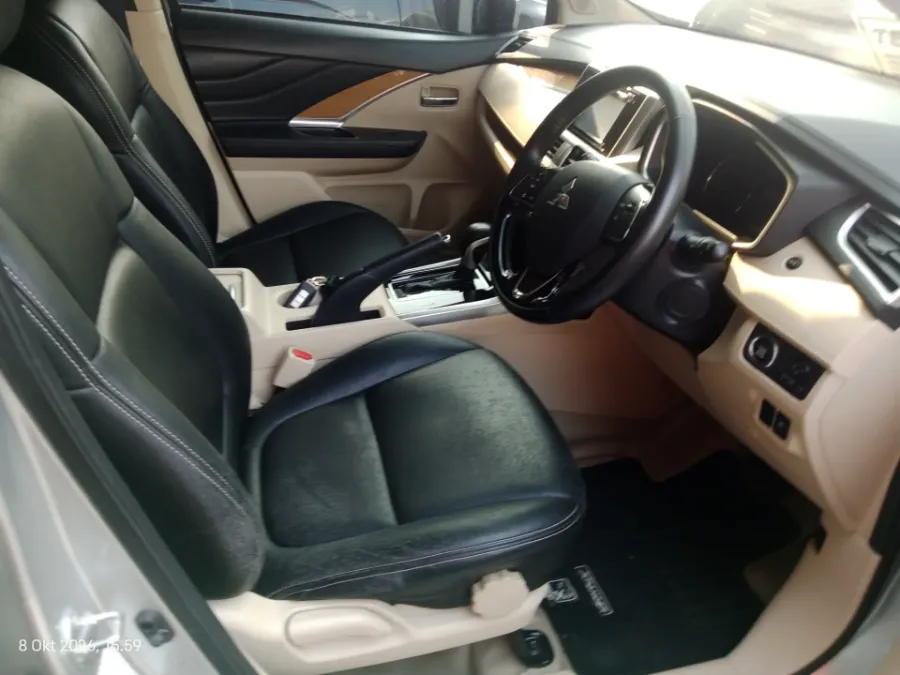 Foto Mobil Bekas Kabin Depan Mitsubishi Xpander 1.5 Ultimate tahun 2019