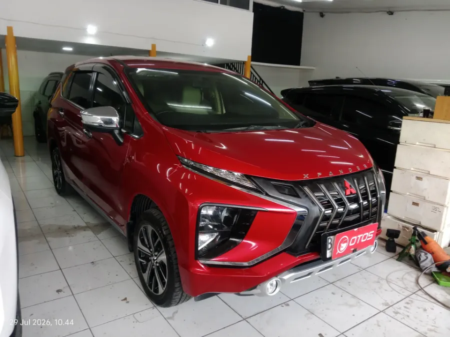 Foto Mobil Bekas Kanan Depan Mitsubishi Xpander 1.5 Ultimate tahun 2019
