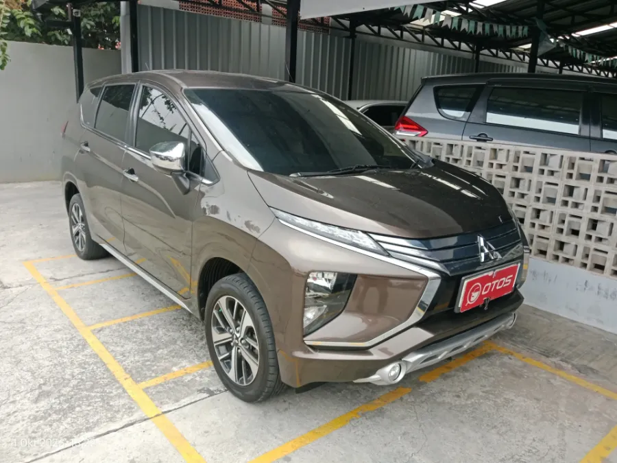 Foto Mobil Bekas Kanan Depan Mitsubishi Xpander 1.5 Ultimate tahun 2019