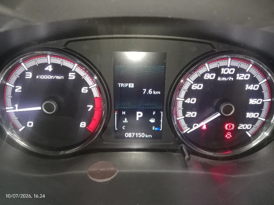 Foto Mobil Bekas Odometer Mitsubishi Xpander 1.5 Ultimate tahun 2019