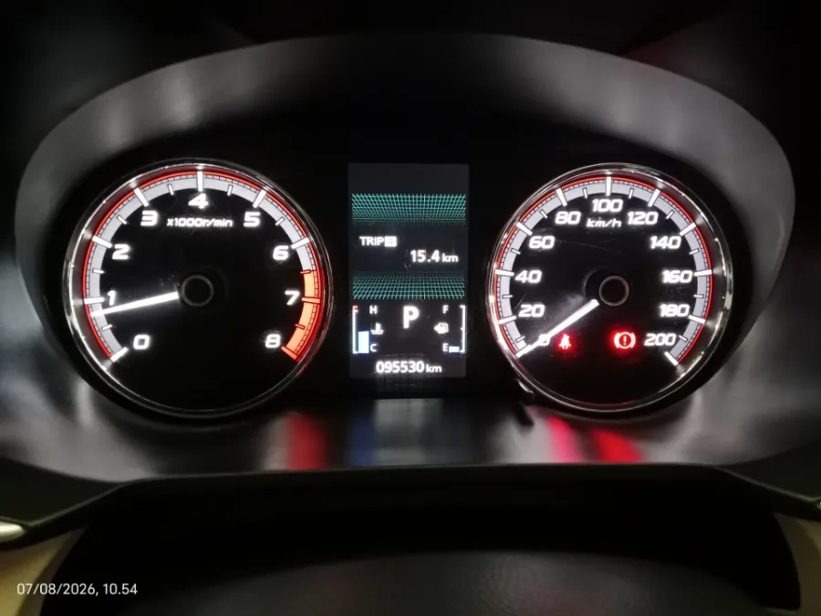 Foto Mobil Bekas Odometer Mitsubishi Xpander 1.5 Ultimate tahun 2019