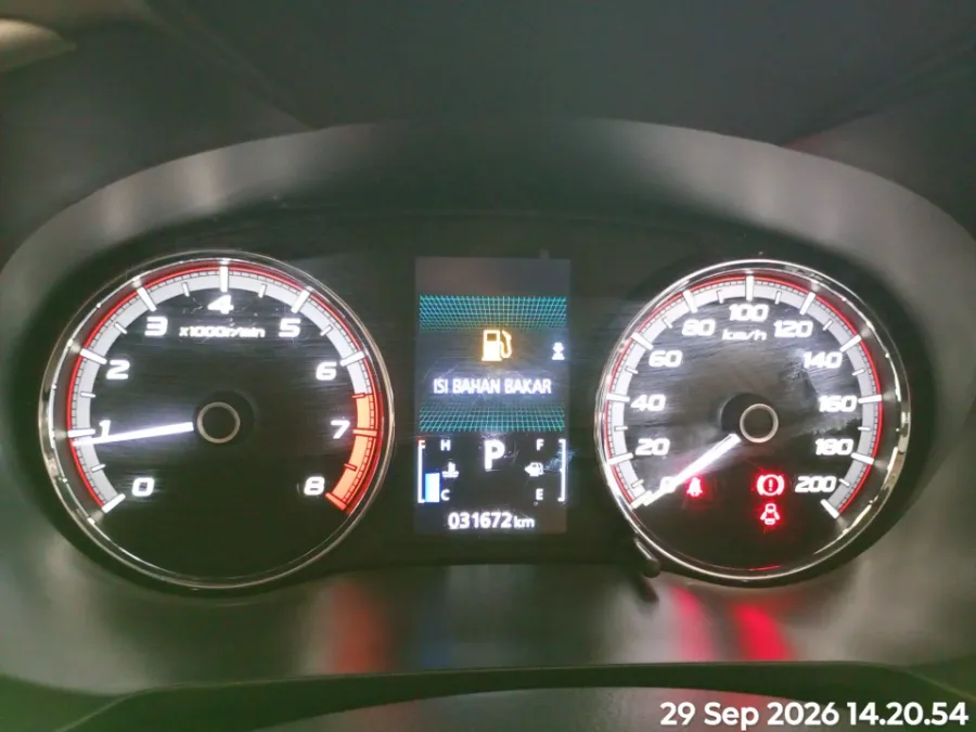 Foto Mobil Bekas Odometer Mitsubishi Xpander 1.5 Ultimate tahun 2019