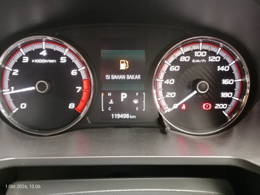 Foto Mobil Bekas Odometer Mitsubishi Xpander 1.5 Ultimate tahun 2019
