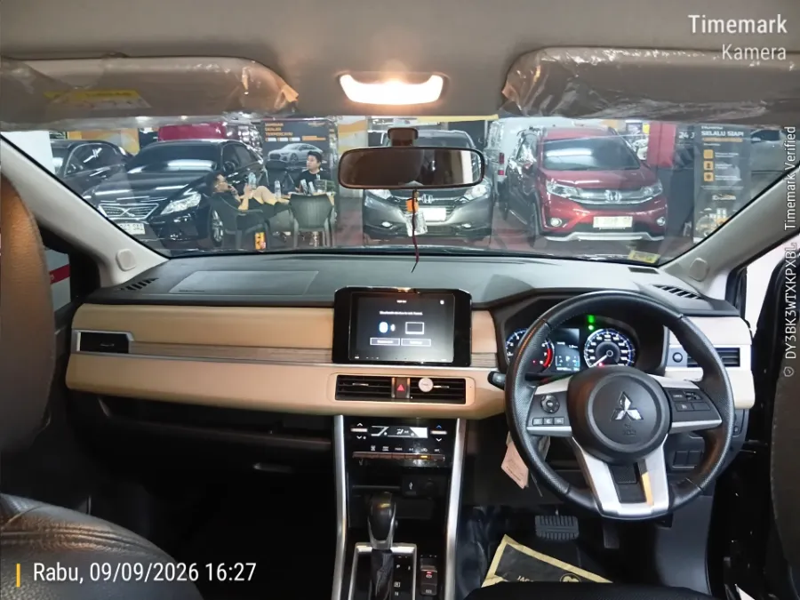Foto Mobil Bekas Dashboard Mitsubishi Xpander 1.5 Ultimate tahun 2021