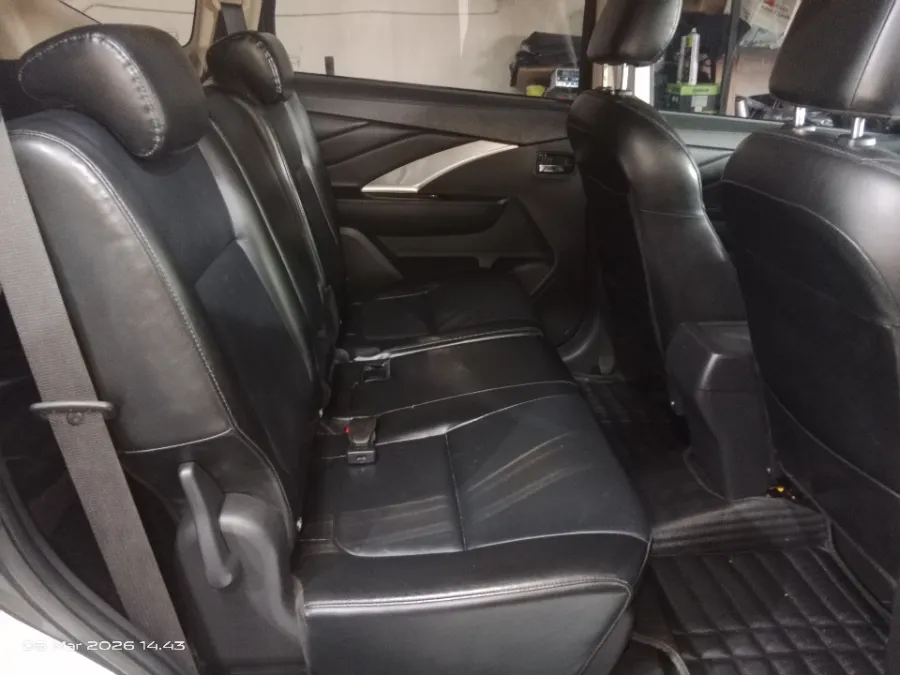 Foto Mobil Bekas Kabin Belakang Mitsubishi Xpander 1.5 Ultimate tahun 2021