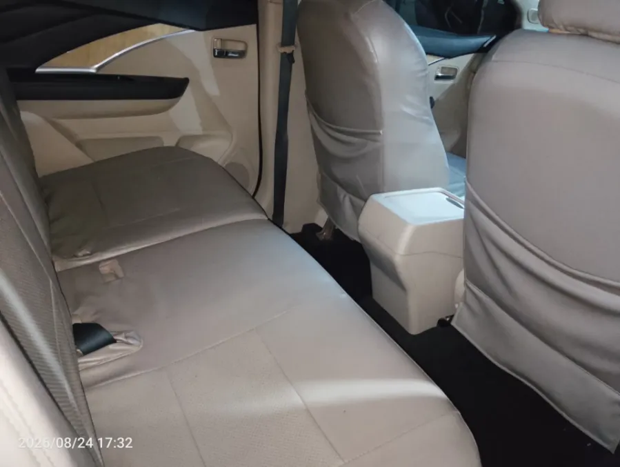 Foto Mobil Bekas Kabin Belakang Mitsubishi Xpander 1.5 Ultimate tahun 2021