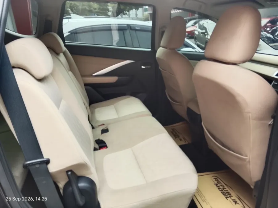 Foto Mobil Bekas Kabin Belakang Mitsubishi Xpander 1.5 Ultimate tahun 2021