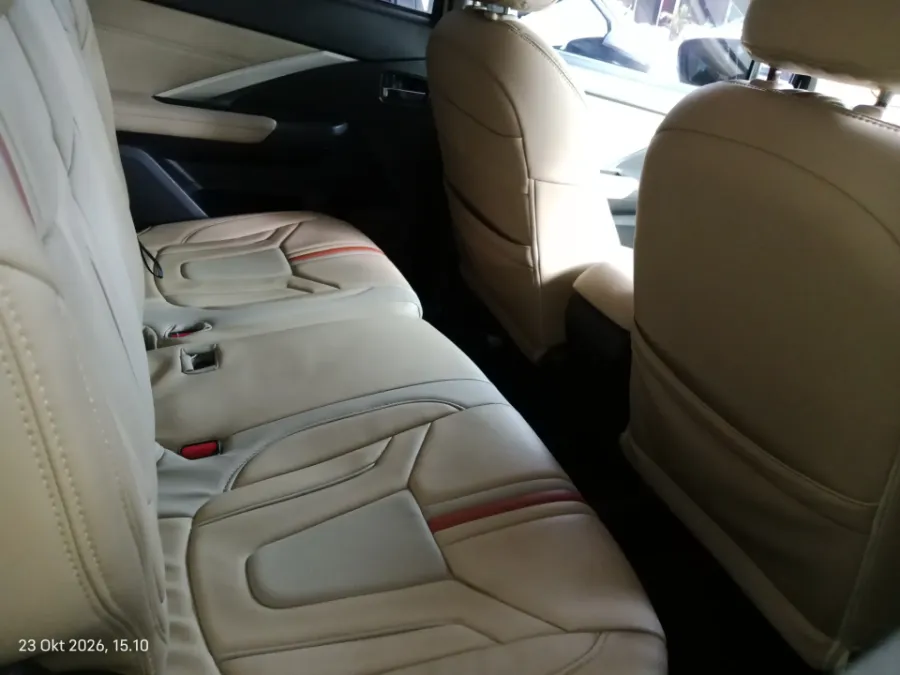 Foto Mobil Bekas Kabin Belakang Mitsubishi Xpander 1.5 Ultimate tahun 2021