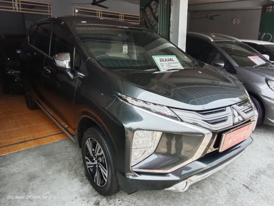 Foto Mobil Bekas Kanan Depan Mitsubishi Xpander 1.5 Ultimate tahun 2021